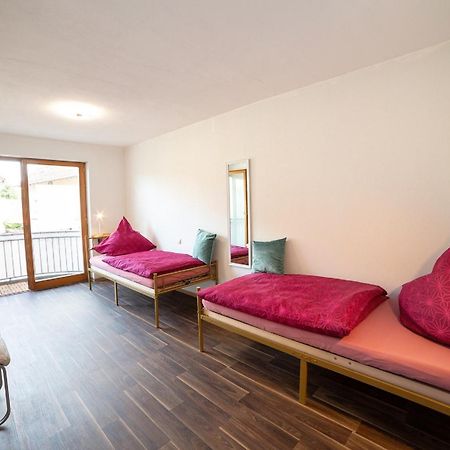 Haus Haas Zimmer&Fewo Lägenhet Lauda-Königshofen Exteriör bild
