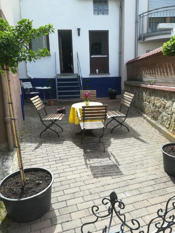 Haus Haas Zimmer&Fewo Lägenhet Lauda-Königshofen Exteriör bild