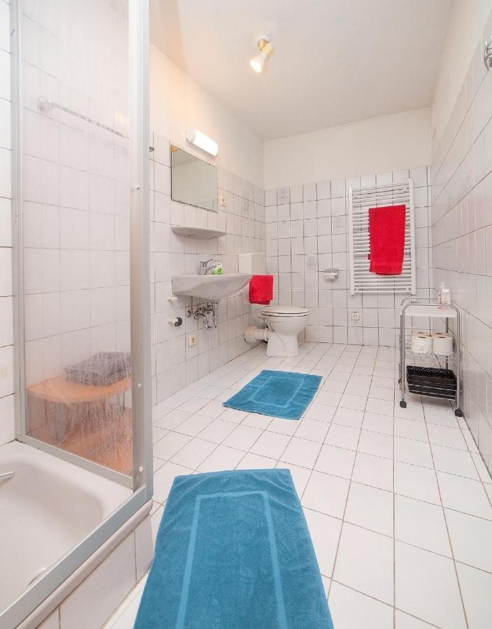 Haus Haas Zimmer&Fewo Lägenhet Lauda-Königshofen Exteriör bild