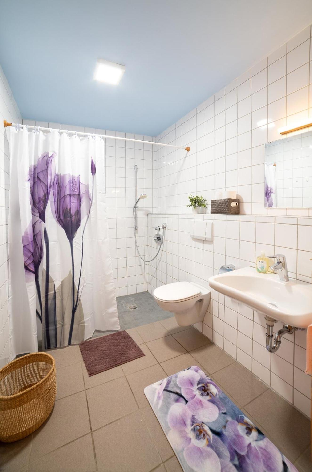 Haus Haas Zimmer&Fewo Lägenhet Lauda-Königshofen Exteriör bild